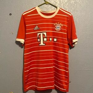 Bayenr munich 21/22 jersey